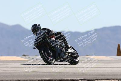 media/Oct-13-2025-Moto Forza (Mon) [[a66d839500]]/3-B Group/Session 4 (Turn 9)/